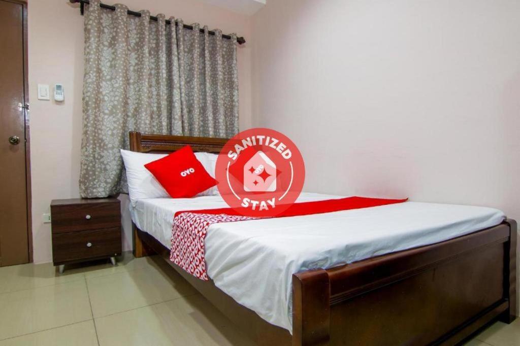 Oyo 766 Ichehan Apartments Manila Bagian luar foto